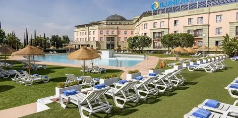 obiekt, teren hotelu, basen