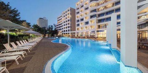 teren hotelu, basen, obiekt