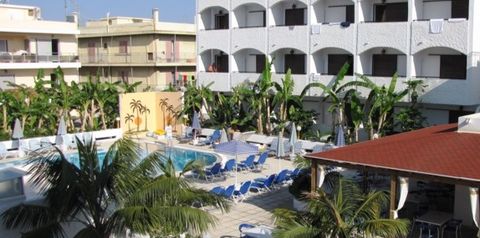 basen, teren hotelu