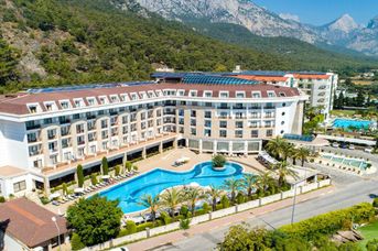 Imperial Sunland Resort & Spa