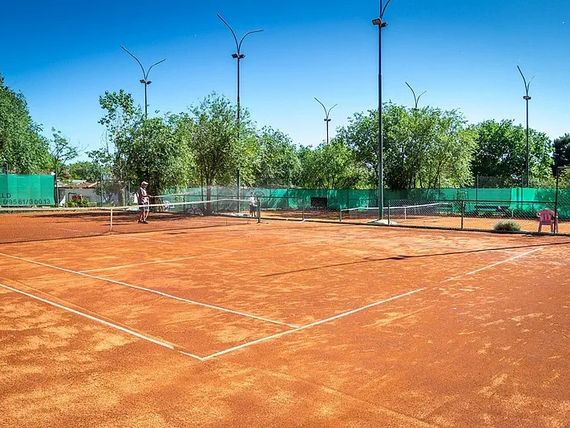 sport i rekreacja, korty tenisowe