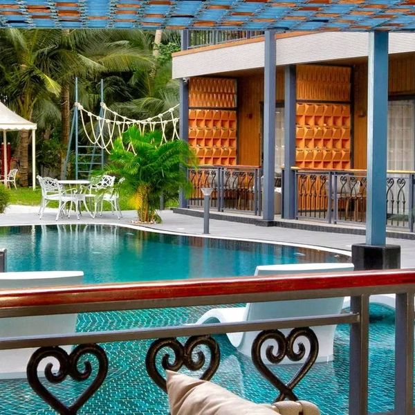 Coral Reef Resort & Spa