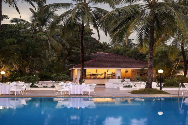 Dona Sylvia Beach Resort