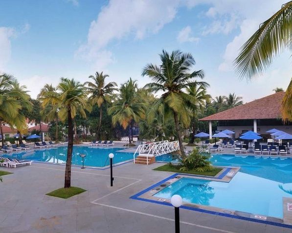 Dona Sylvia Beach Resort