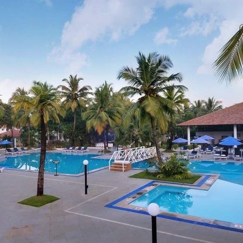 Dona Sylvia Beach Resort