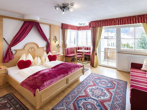 Innertalerhof Wohlfuhlhotel 4*