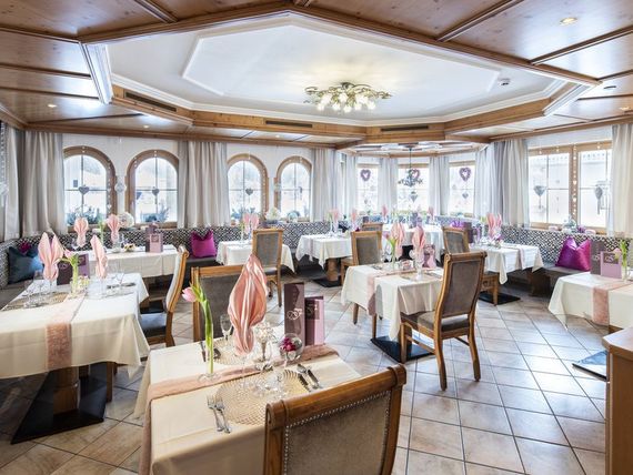 Innertalerhof Wohlfuhlhotel 4*
