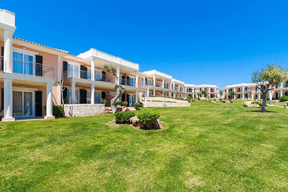 obiekt, teren hotelu, balkon / taras