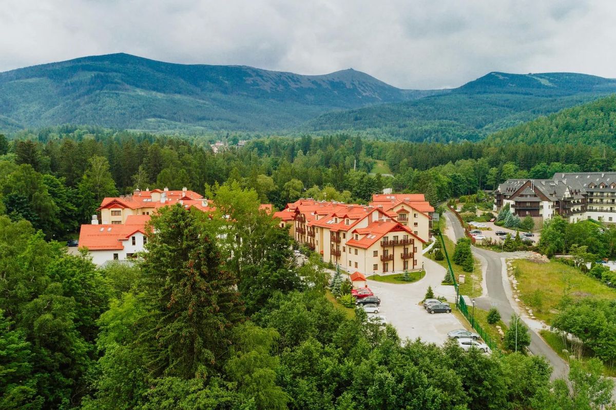 obiekt, teren hotelu, zwiedzanie