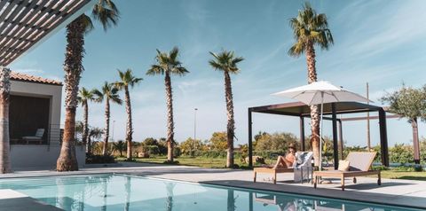 obiekt, teren hotelu, basen