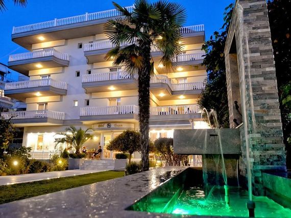 teren hotelu, obiekt