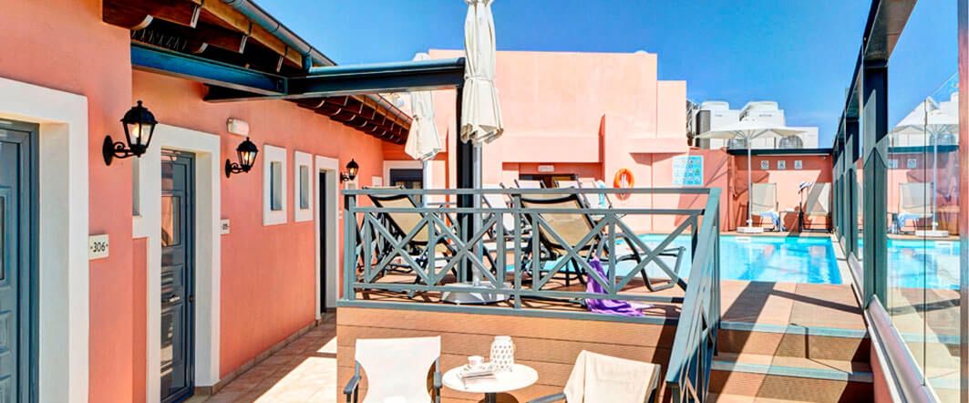 basen, budynek główny