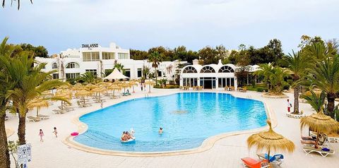 teren hotelu, basen