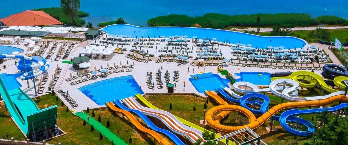 zjeżdżalnia, basen