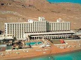 Moriah Plaza 4*