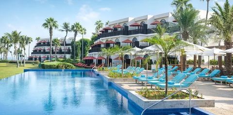 obiekt, teren hotelu, basen