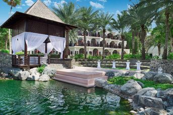 JA The Resort - JA Palm Tree Court