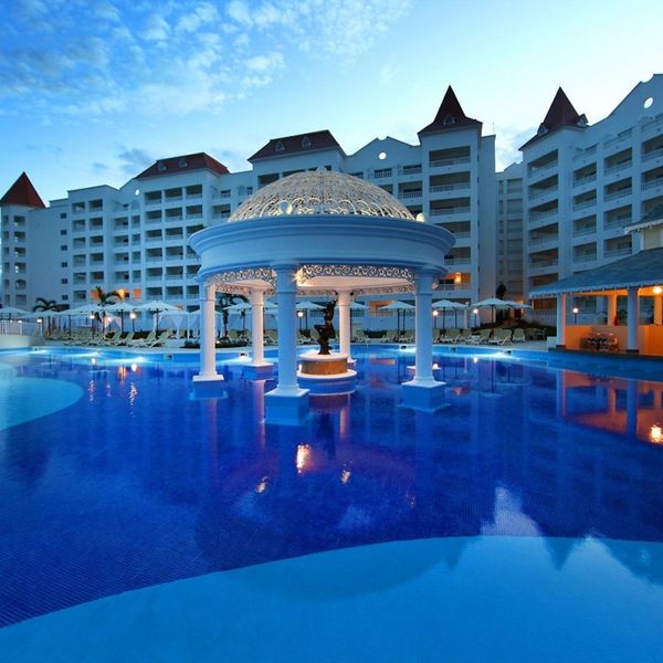 Bahia Principe Luxury Runaway Bay