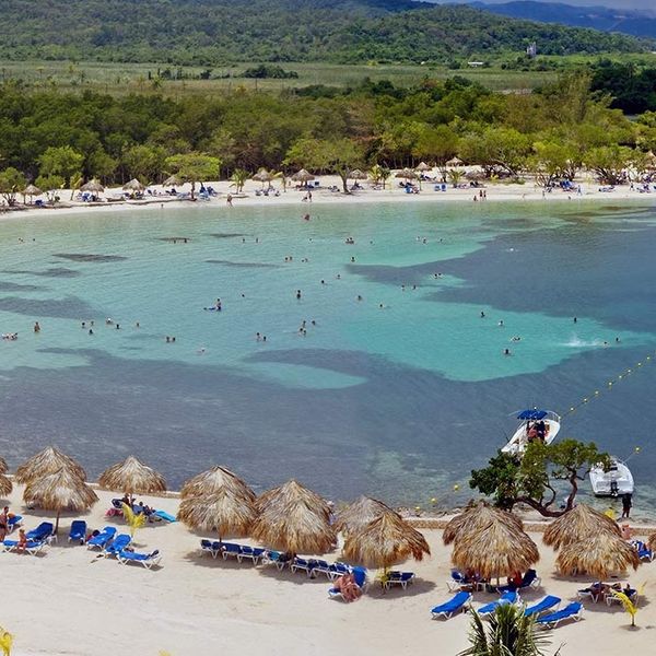 Bahia Principe Luxury Runaway Bay