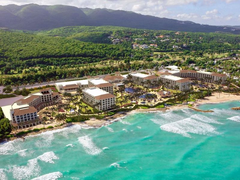 Hyatt Ziva Rose Hall