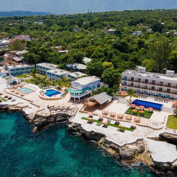Hotel Samsara Cliff Resort