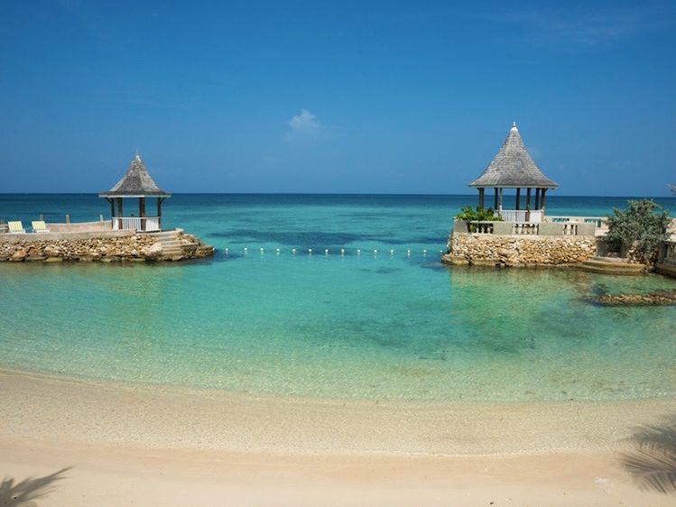 Sea Garden Beach Resort 3*