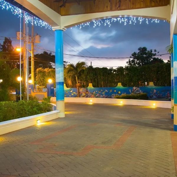 Travellers Beach Resort