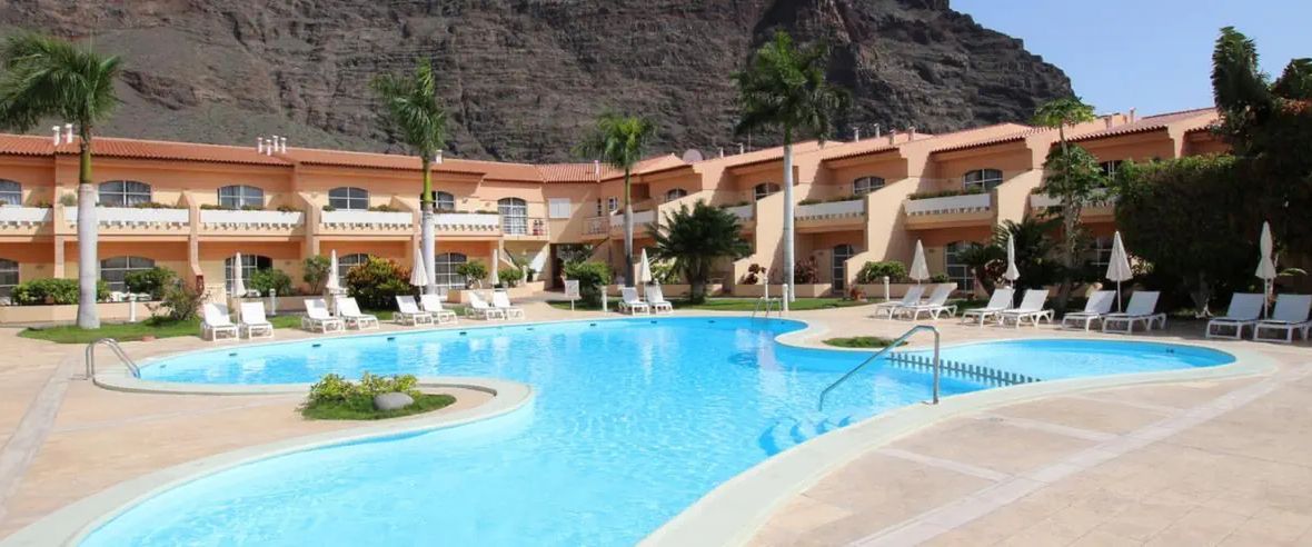 teren hotelu, basen, obiekt