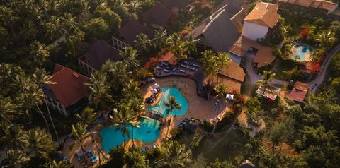 obiekt, teren hotelu