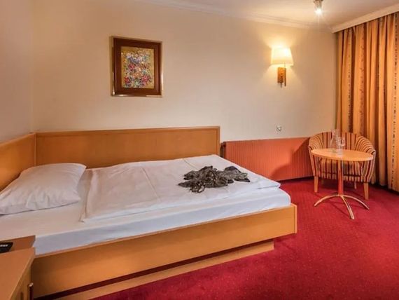 Johannesbad Palace (Bad Hofgastein) 4*