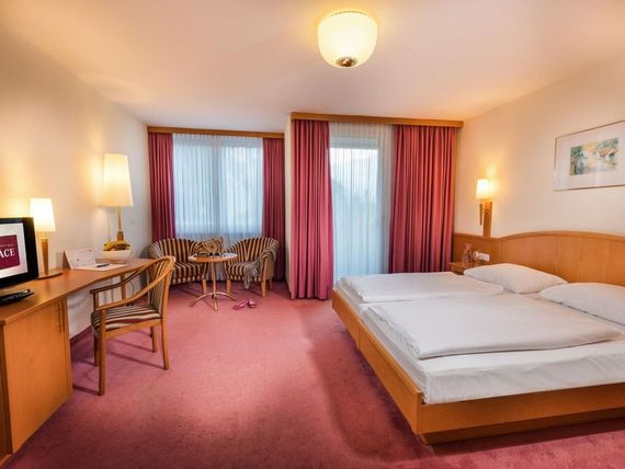 Johannesbad Palace (Bad Hofgastein) 4*