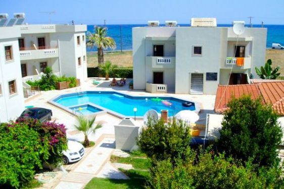 teren hotelu, obiekt, basen