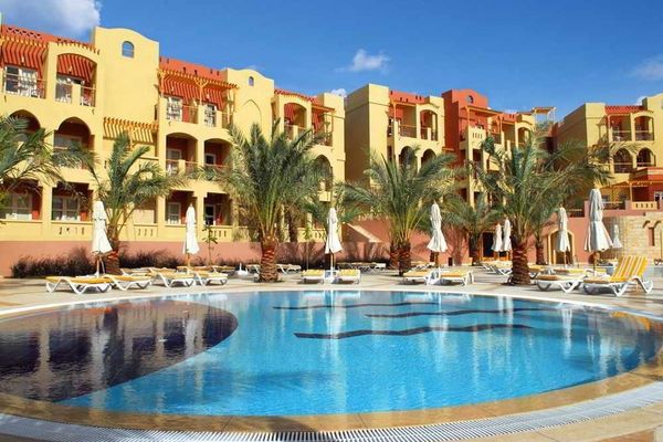 Marina Plaza