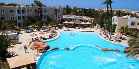 basen, teren hotelu, obiekt