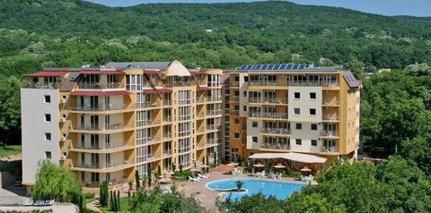 obiekt, teren hotelu, basen
