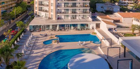 budynek główny, teren hotelu, basen