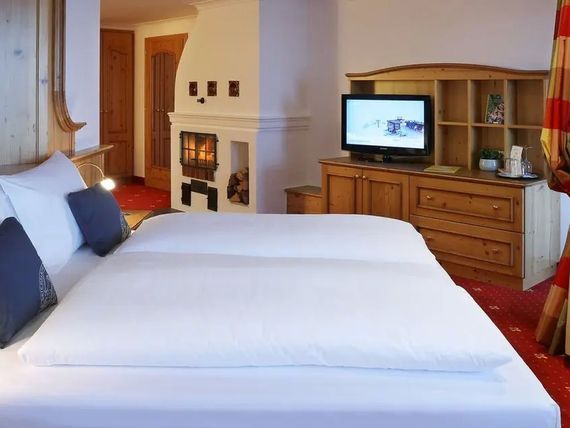 JUFA Alpenhotel Saalbach 4*