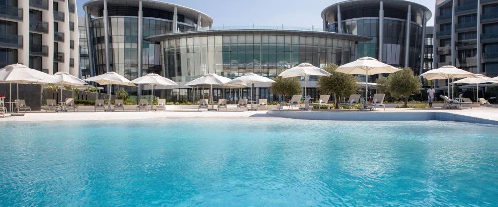 basen, teren hotelu, obiekt