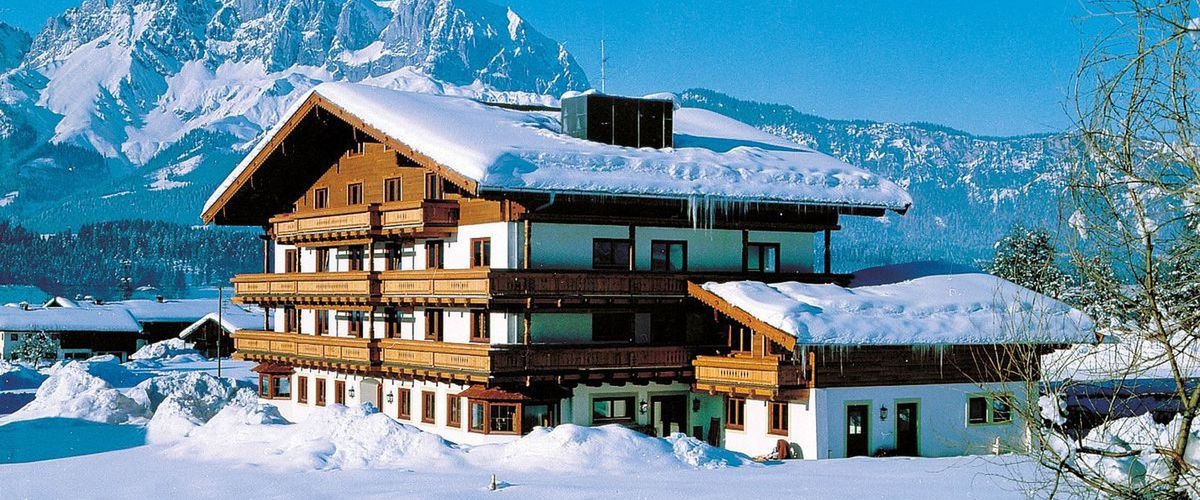 obiekt, budynek główny, teren hotelu