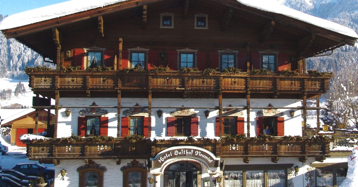 obiekt, budynek główny