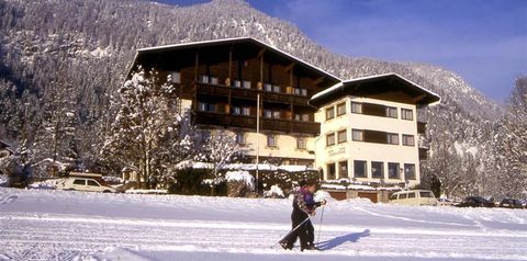 teren hotelu, budynek główny, obiekt