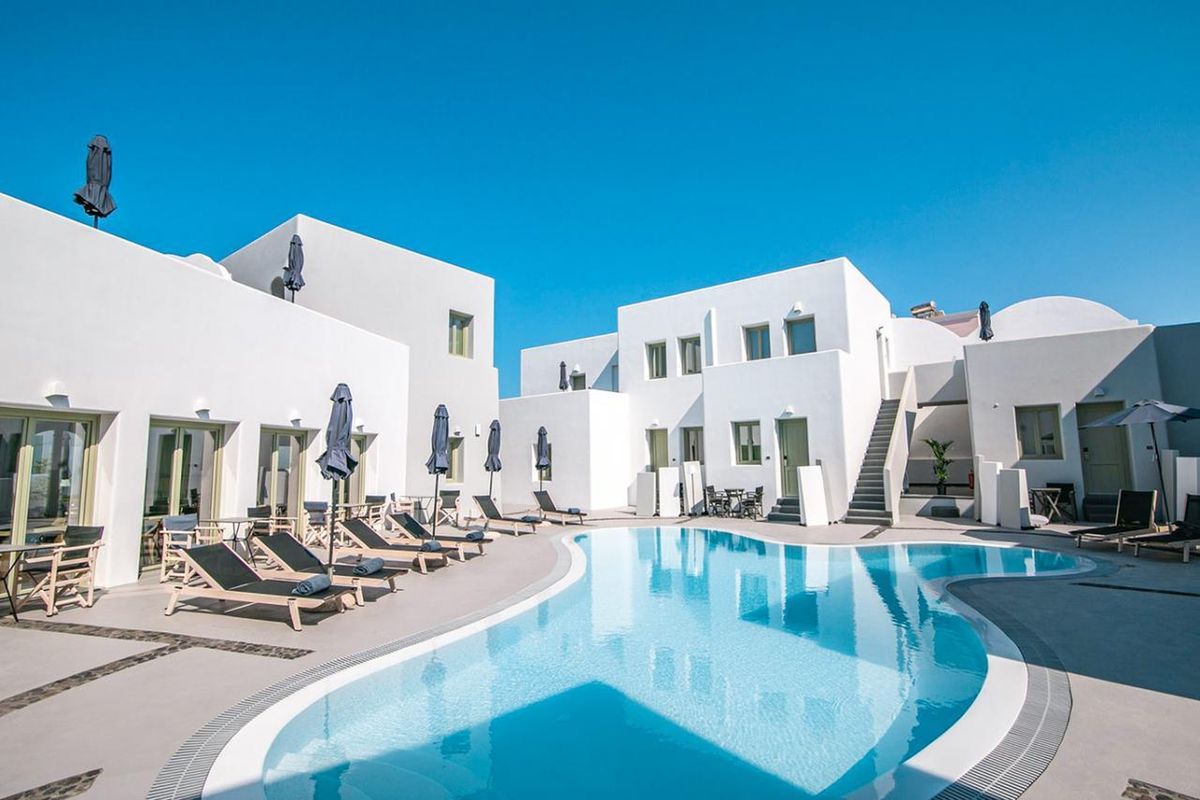 budynek główny, basen