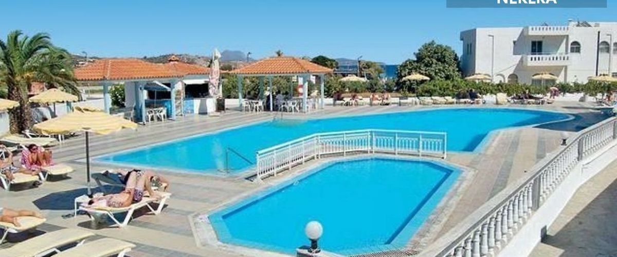 obiekt, teren hotelu, basen