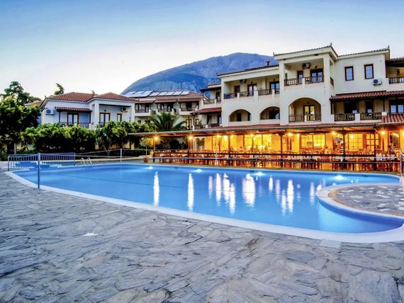 Kampos Village Resort