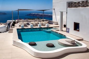 Kasimatis by La Perla