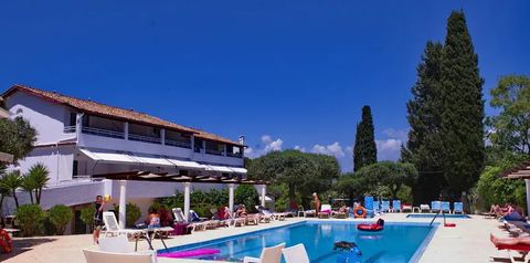 obiekt, teren hotelu, basen