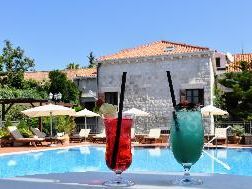 obiekt, teren hotelu, basen