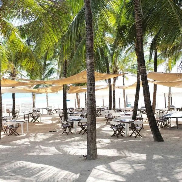 Billionaire Resort & Retreat
