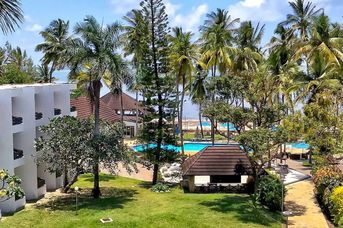 Kenya Bay