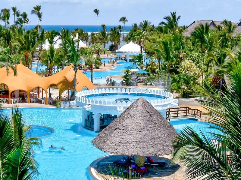 Southern Palms Beach Resort